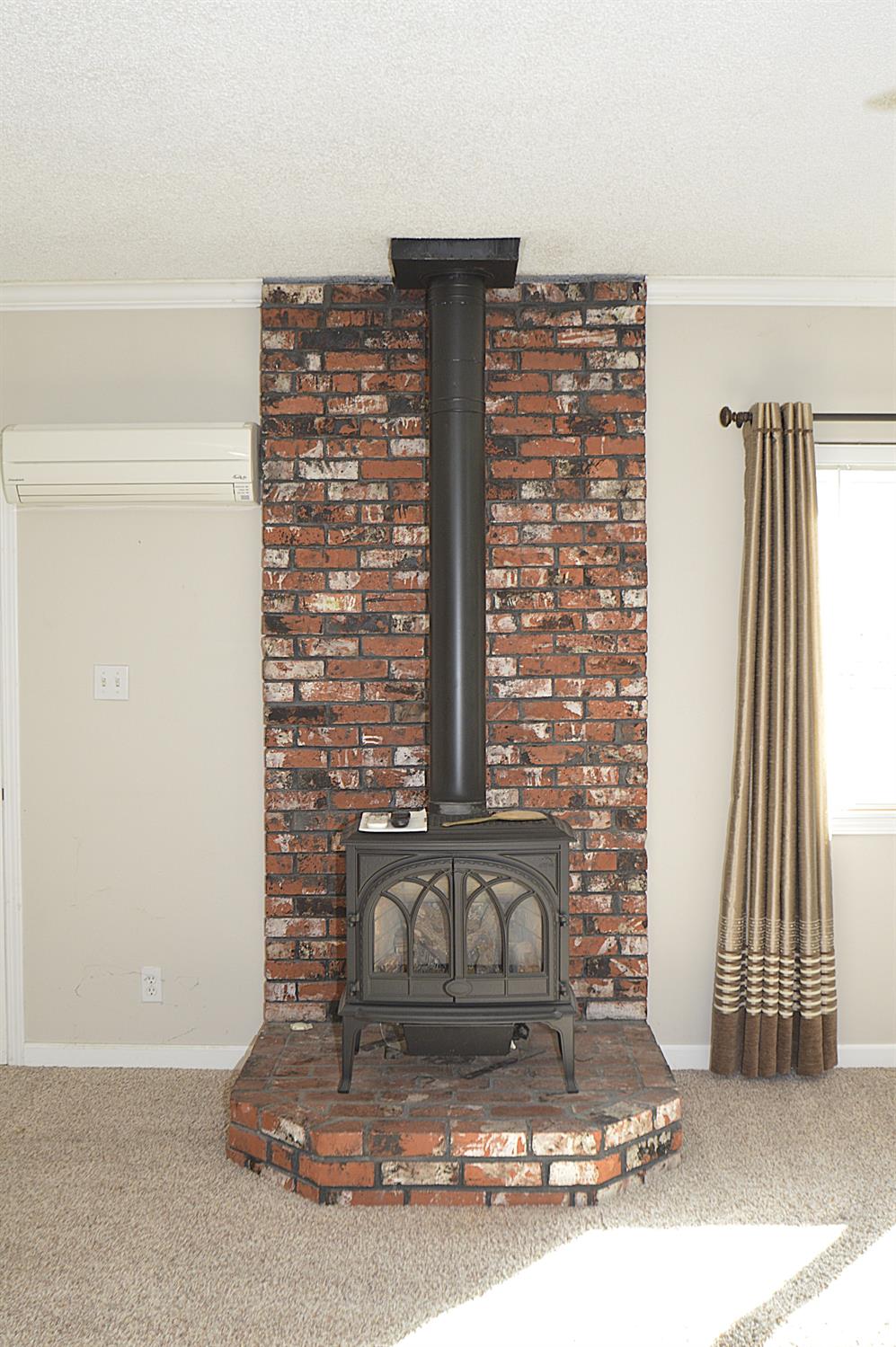 1314 Terry Ave, Clovis, CA 93612