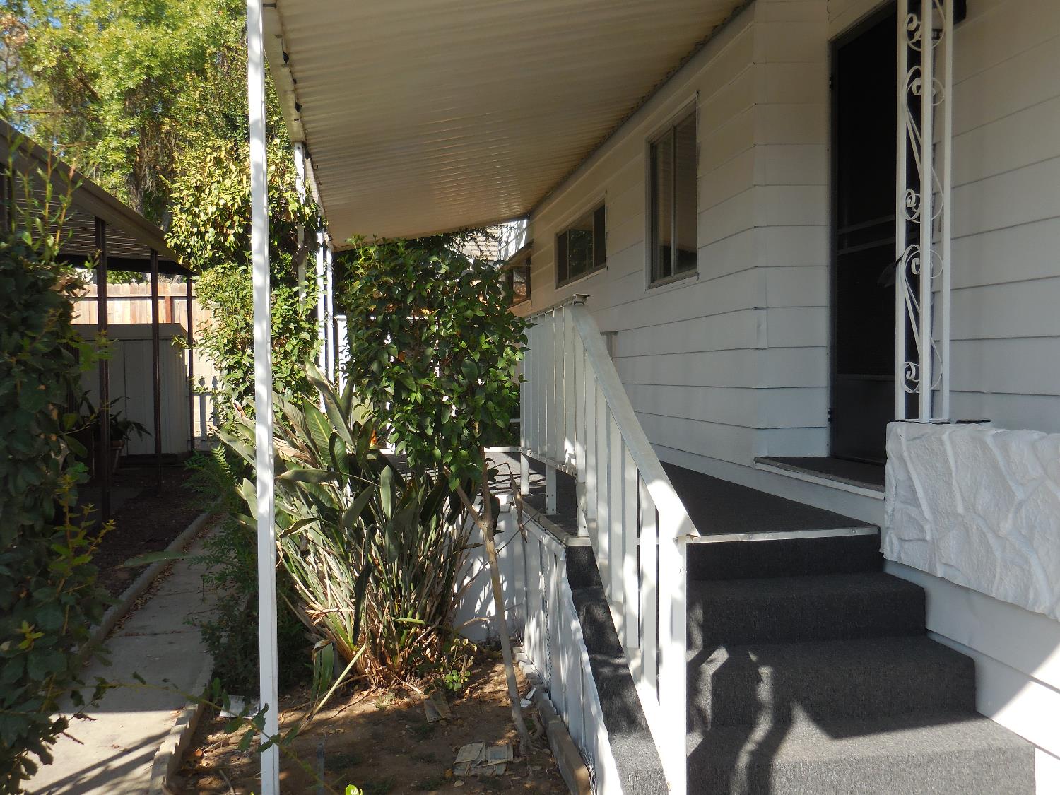 221 W Herndon Ave #49, Pinedale, CA 93650