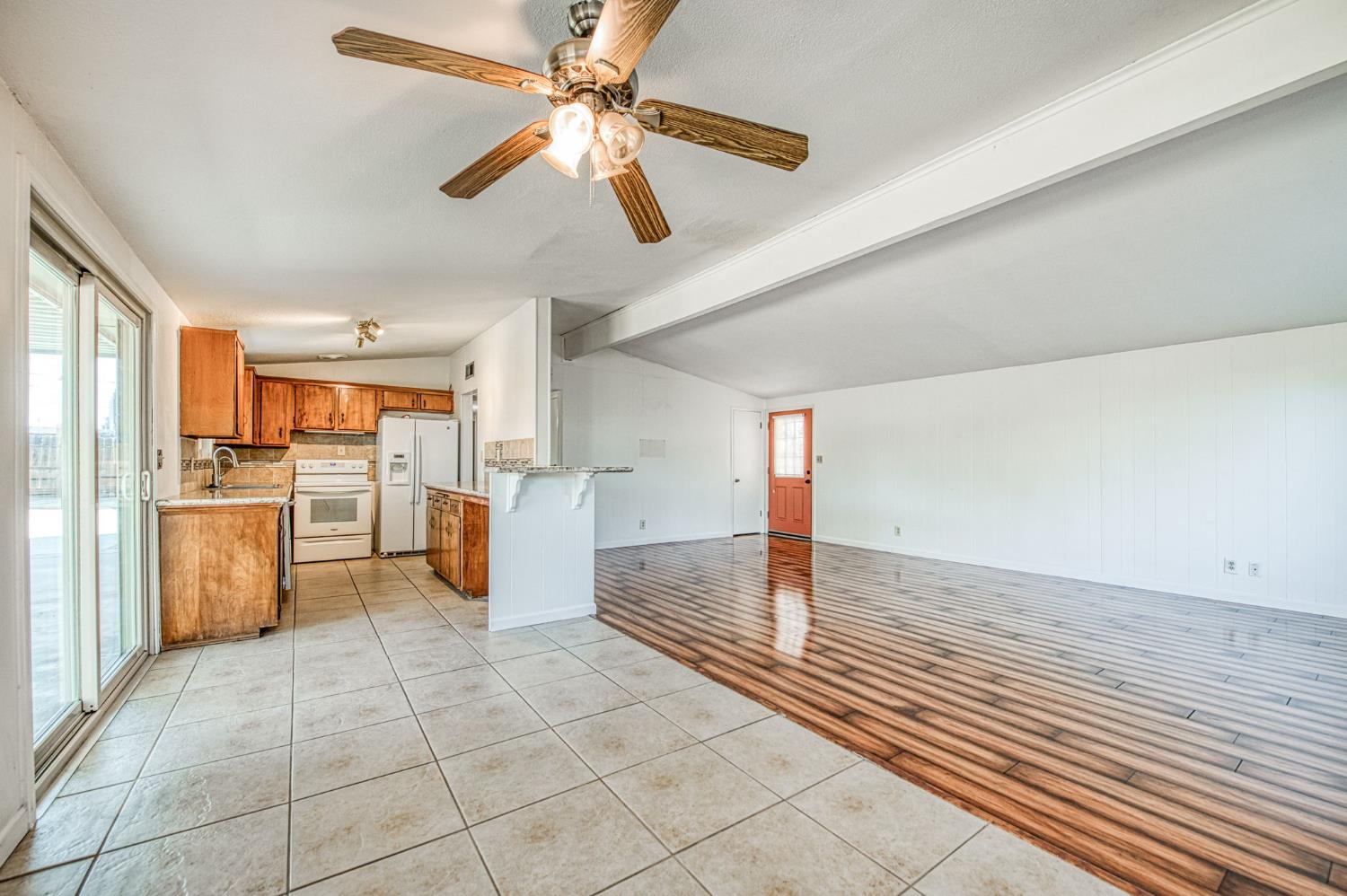 145 Rall Ave, Clovis, CA 93612