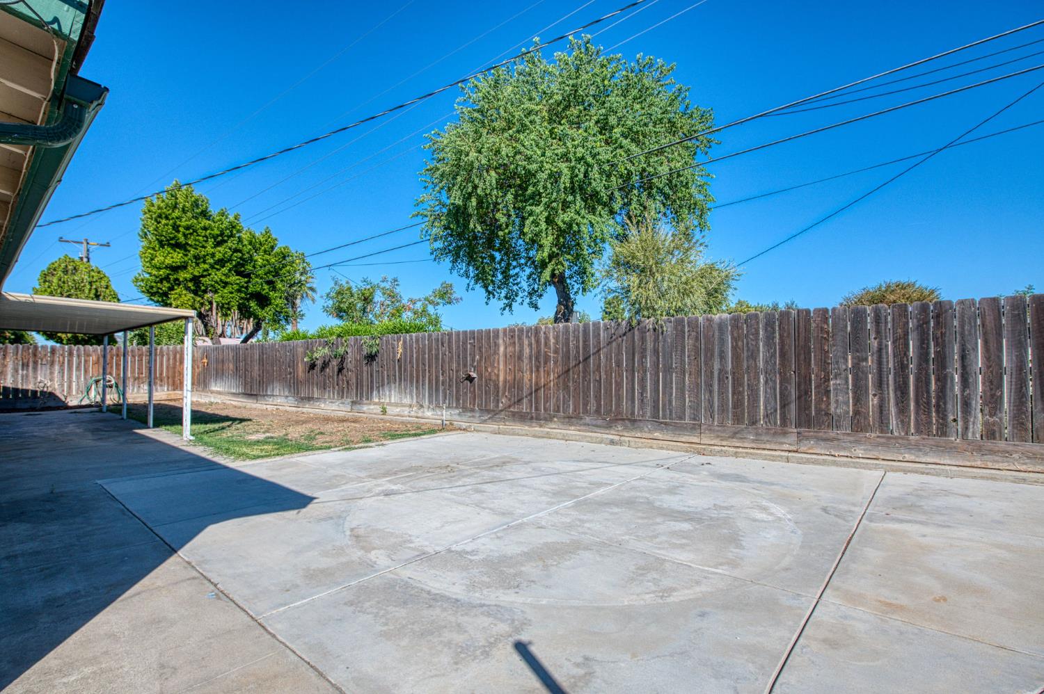 145 Rall Ave, Clovis, CA 93612