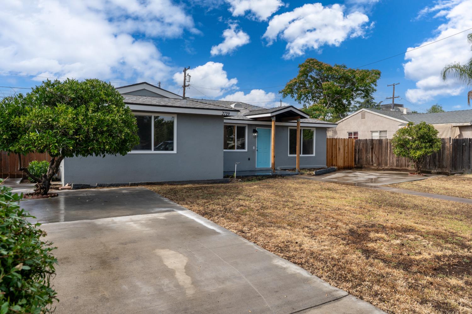2719 E Norwich Ave, Fresno, CA 93726