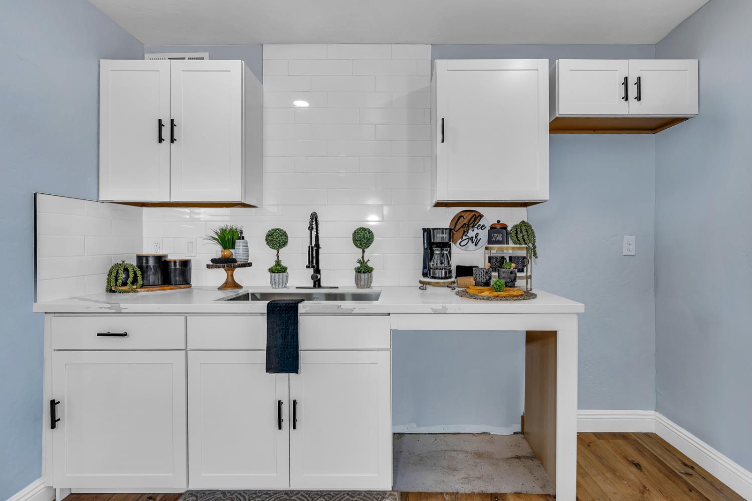 2719 E Norwich Ave, Fresno, CA 93726