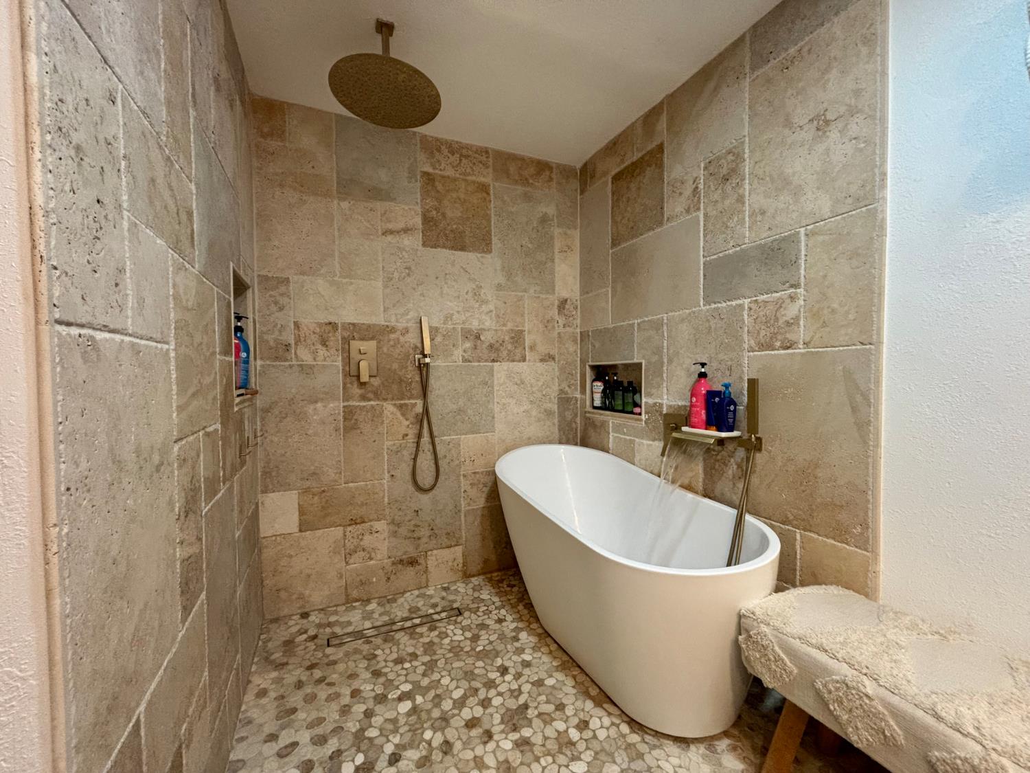 4902 N Sequoia Dr #104, Fresno, CA 93705