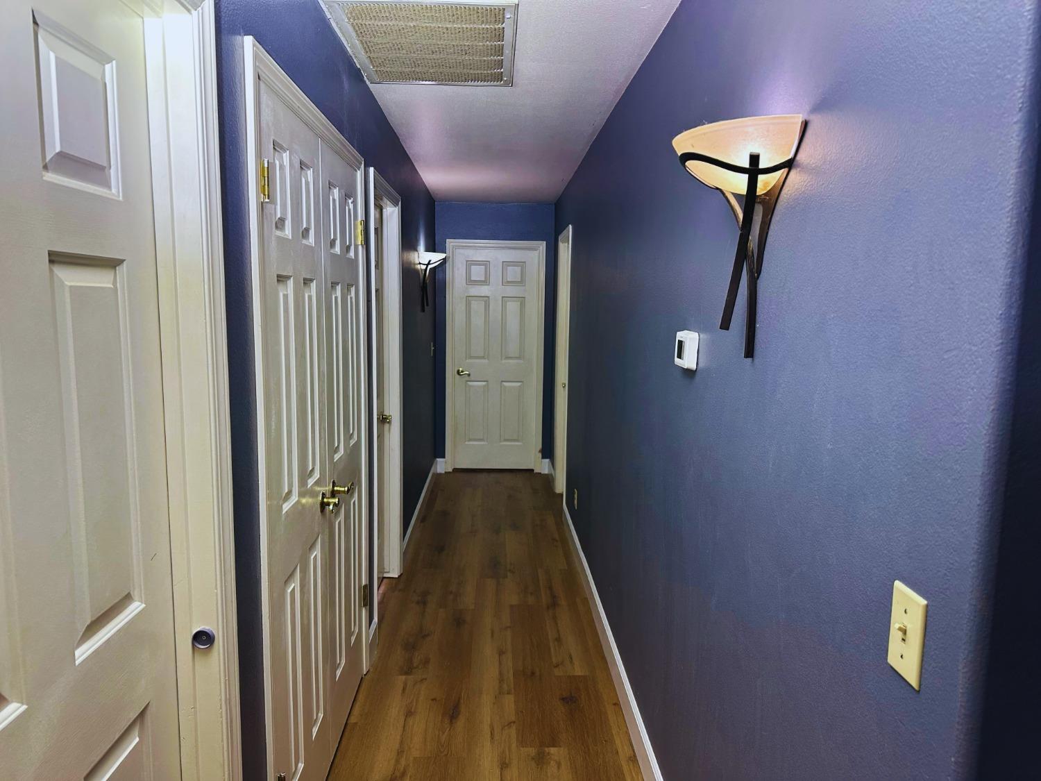 2526 Gibson Ave, Clovis, CA 93611