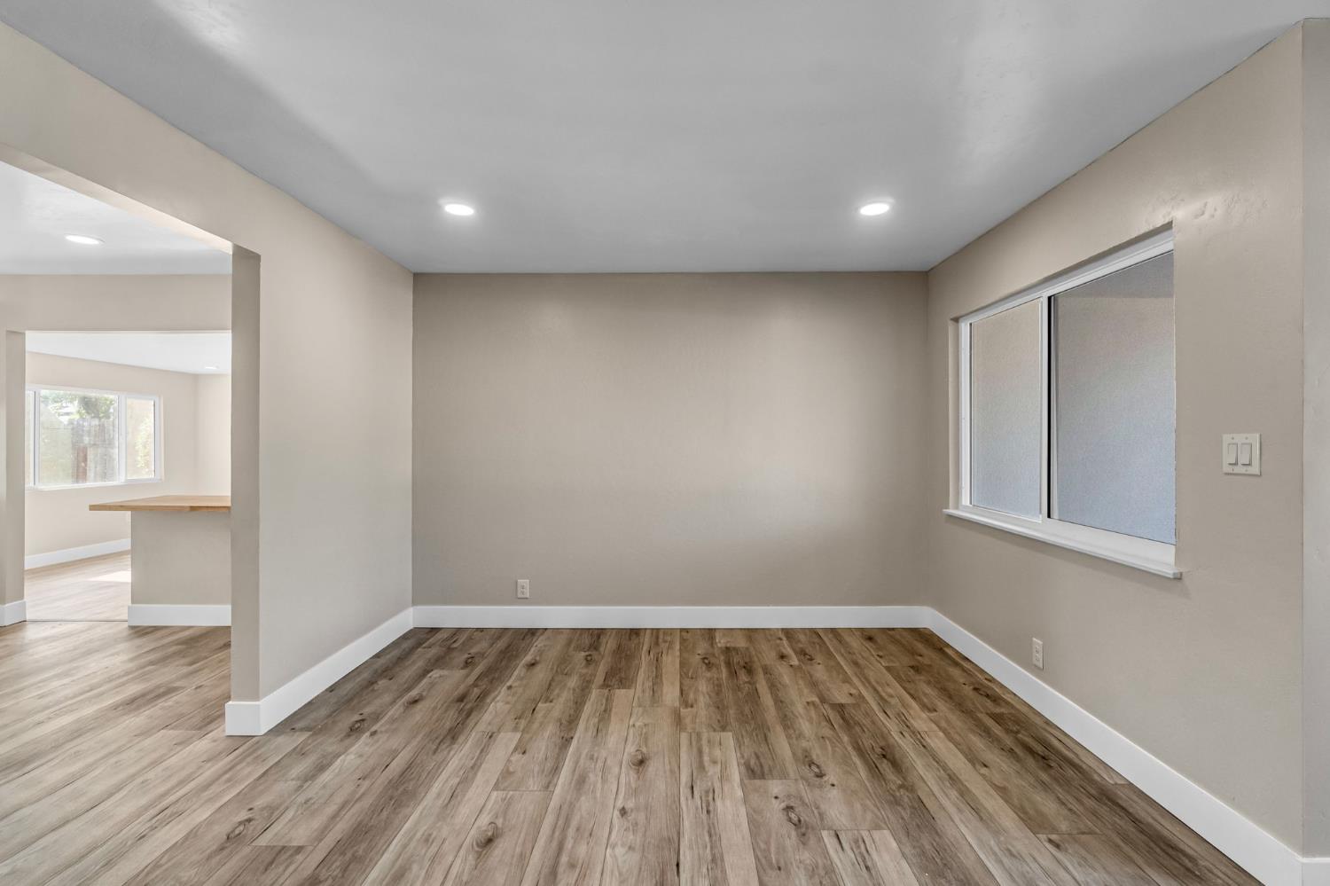 5186 N Callisch Ave, Fresno, CA 93710