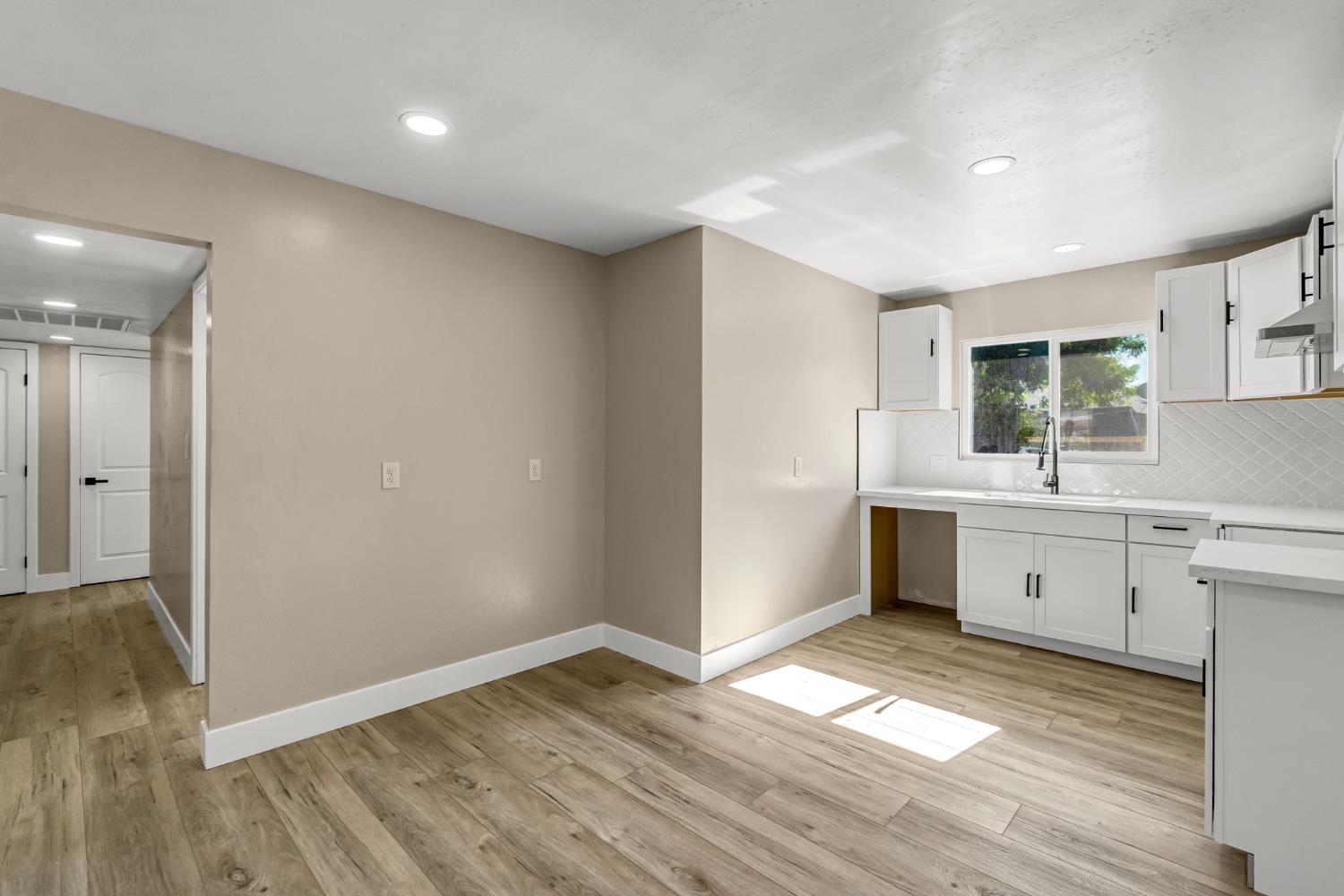 5186 N Callisch Ave, Fresno, CA 93710