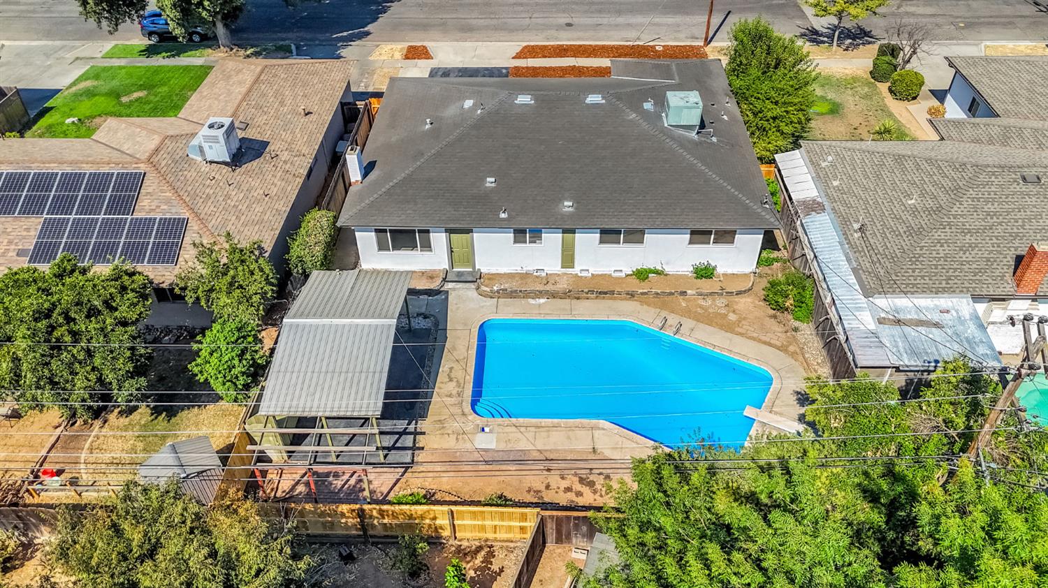 5186 N Callisch Ave, Fresno, CA 93710