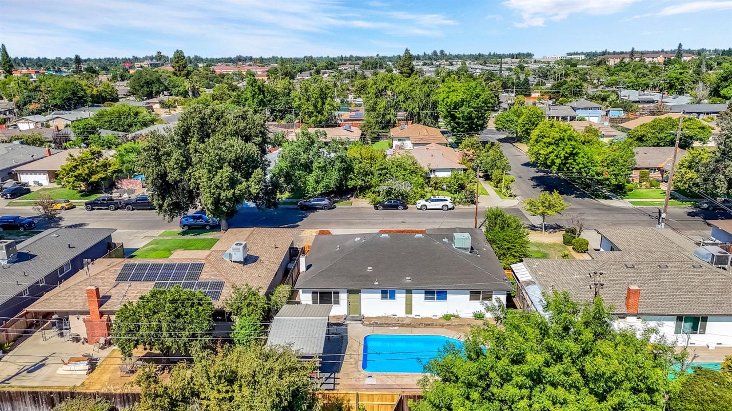 5186 N Callisch Ave, Fresno, CA 93710