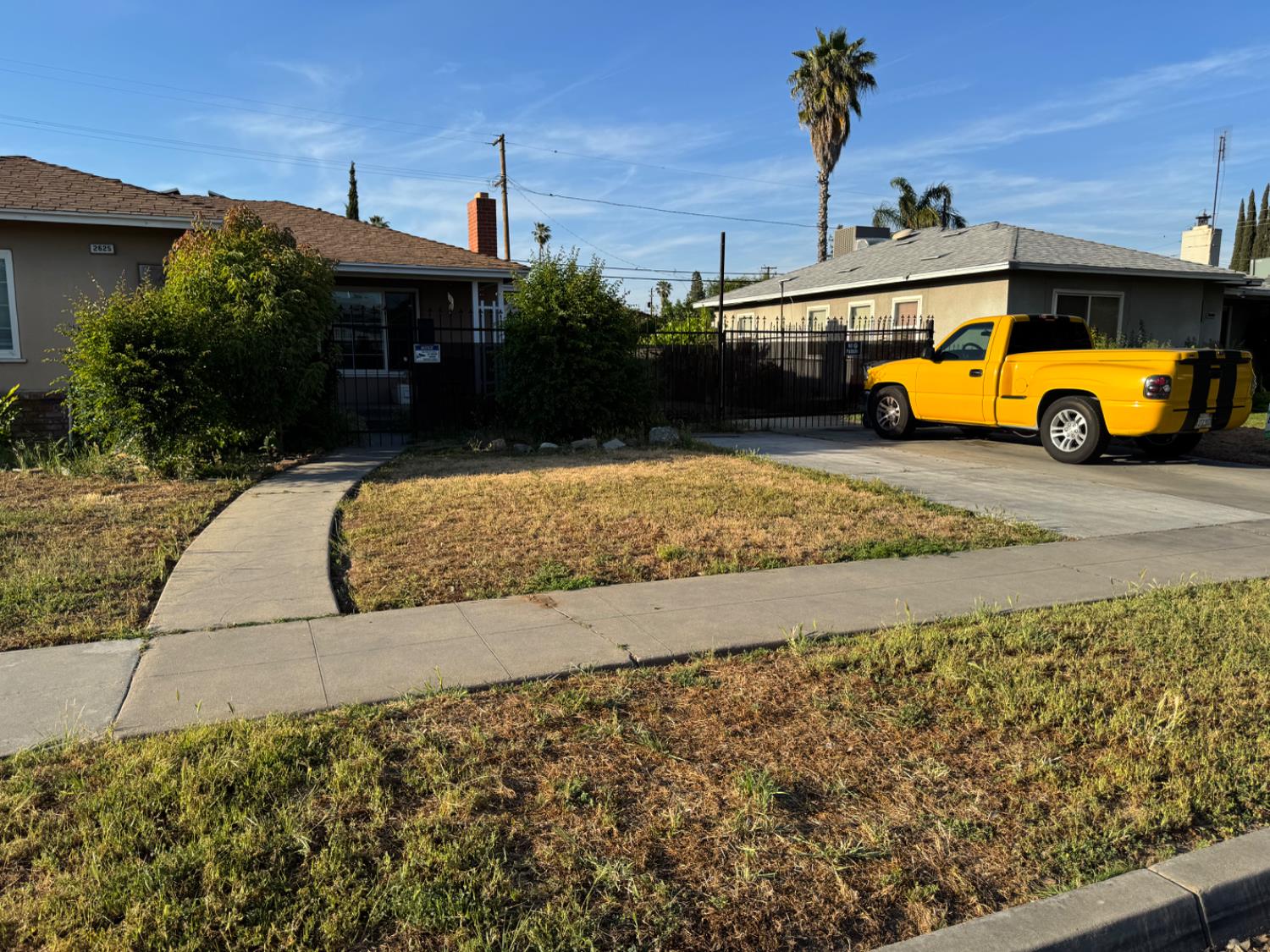 2625 E Michigan Ave, Fresno, CA 93703