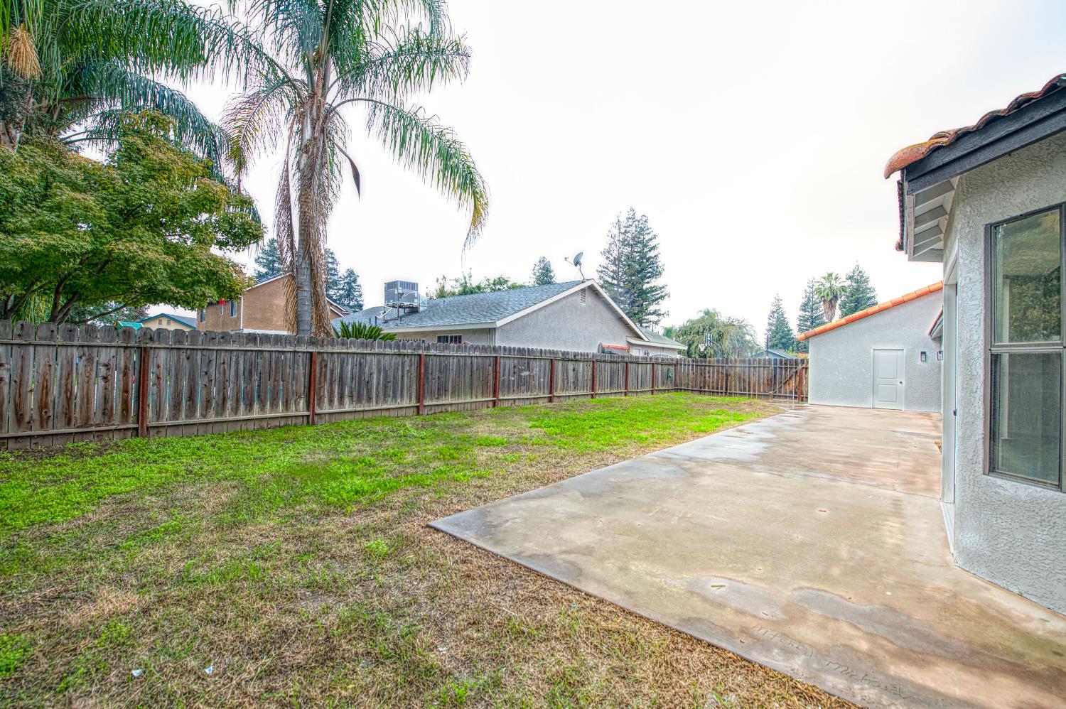 3526 Olive St, Selma, CA 93662