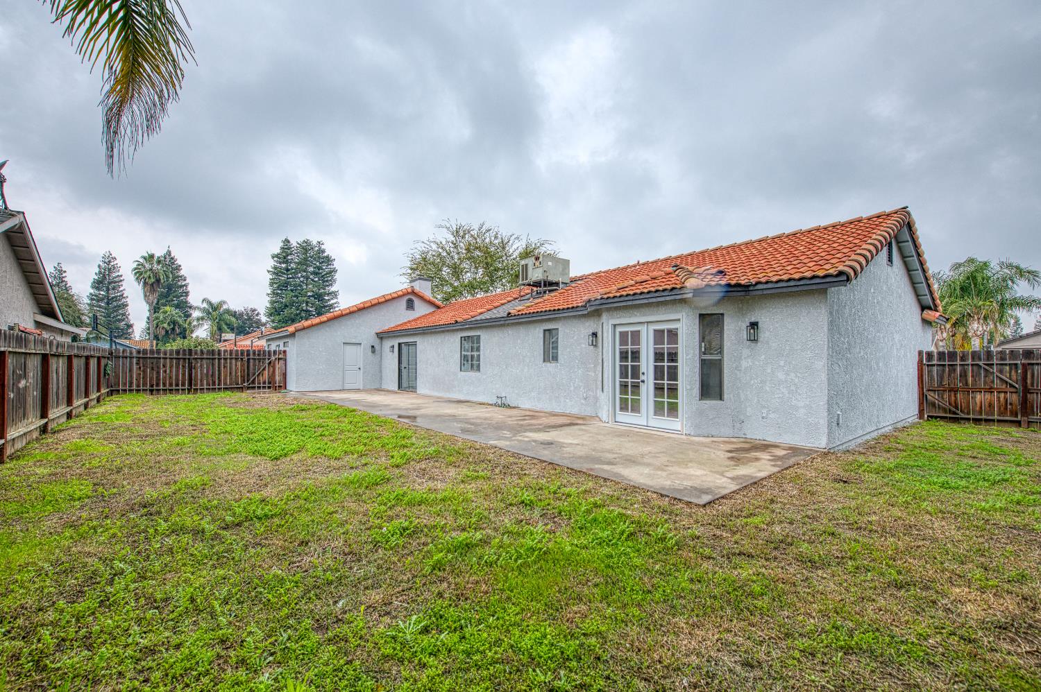 3526 Olive St, Selma, CA 93662