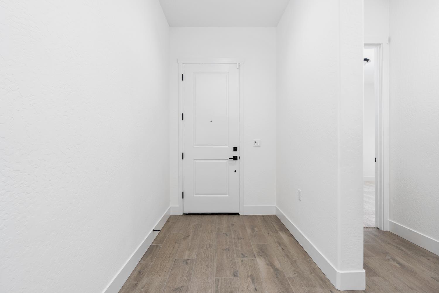 4527 Iron Creek Ct, Friant, CA 93626