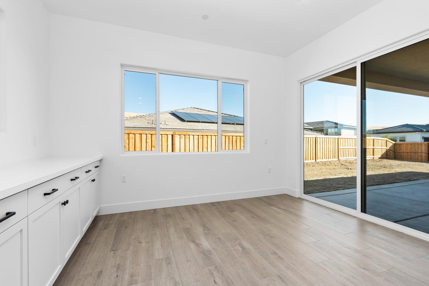 4527 Iron Creek Ct, Friant, CA 93626