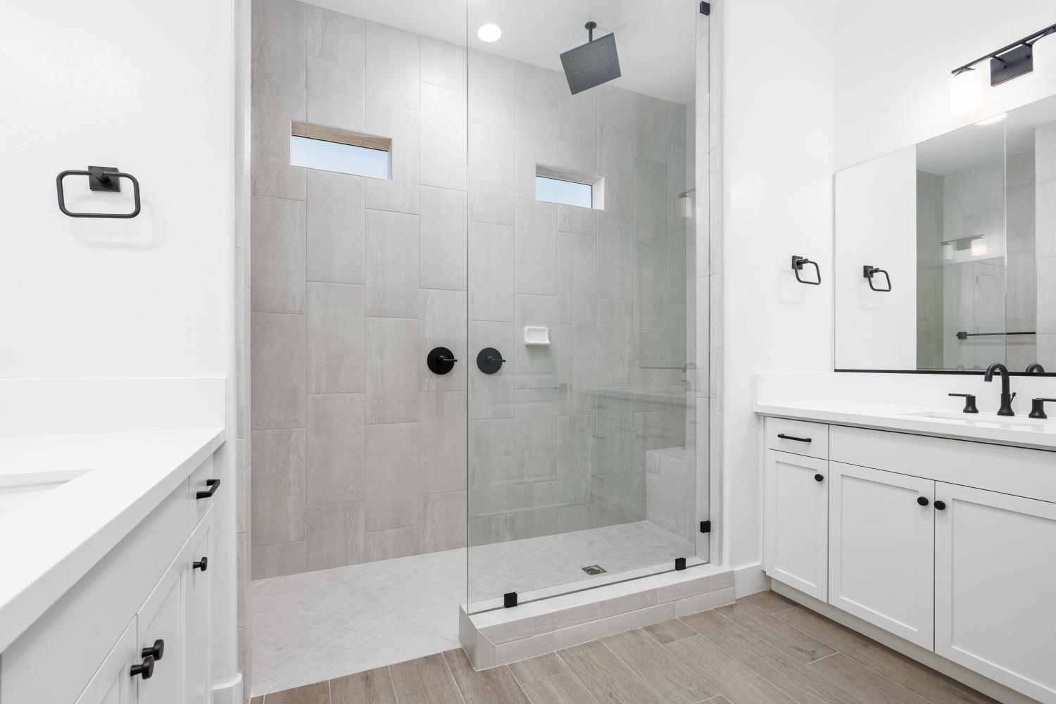 4527 Iron Creek Ct, Friant, CA 93626