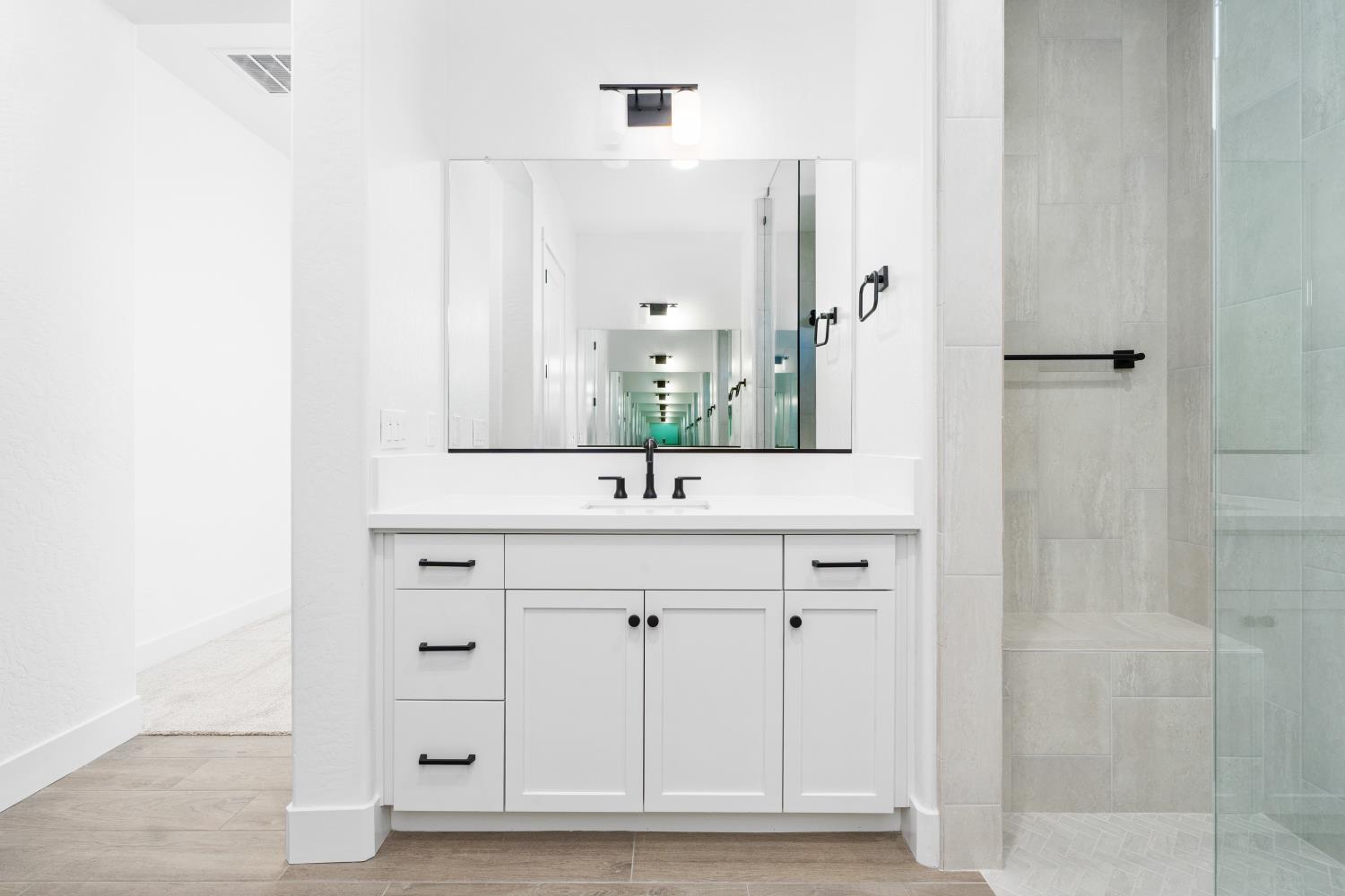 4527 Iron Creek Ct, Friant, CA 93626