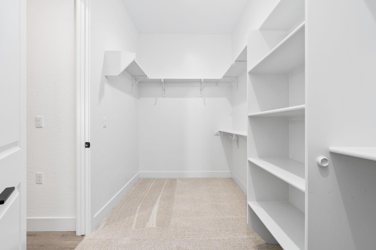 4527 Iron Creek Ct, Friant, CA 93626