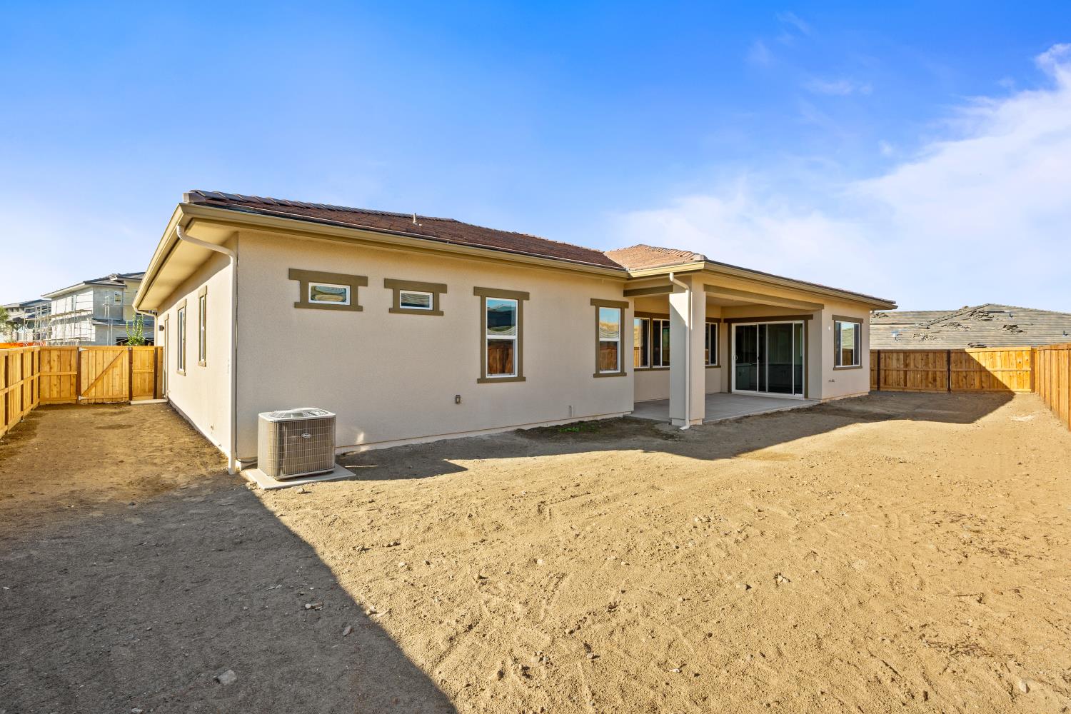 4527 Iron Creek Ct, Friant, CA 93626