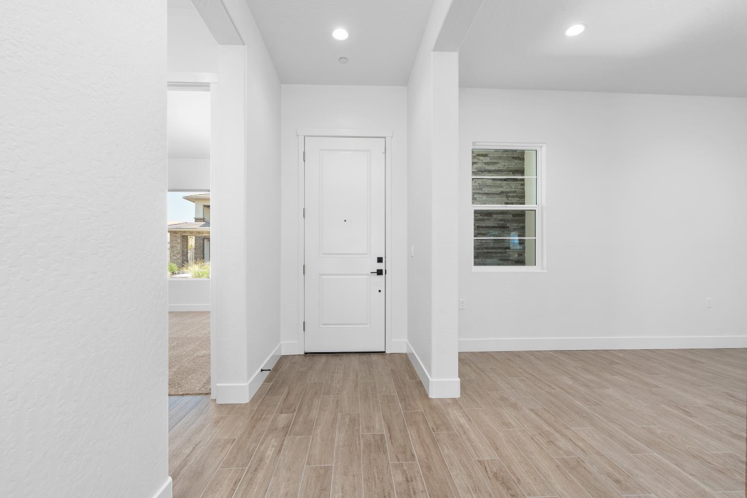 8388 Iron Creek Dr, Friant, CA 93626