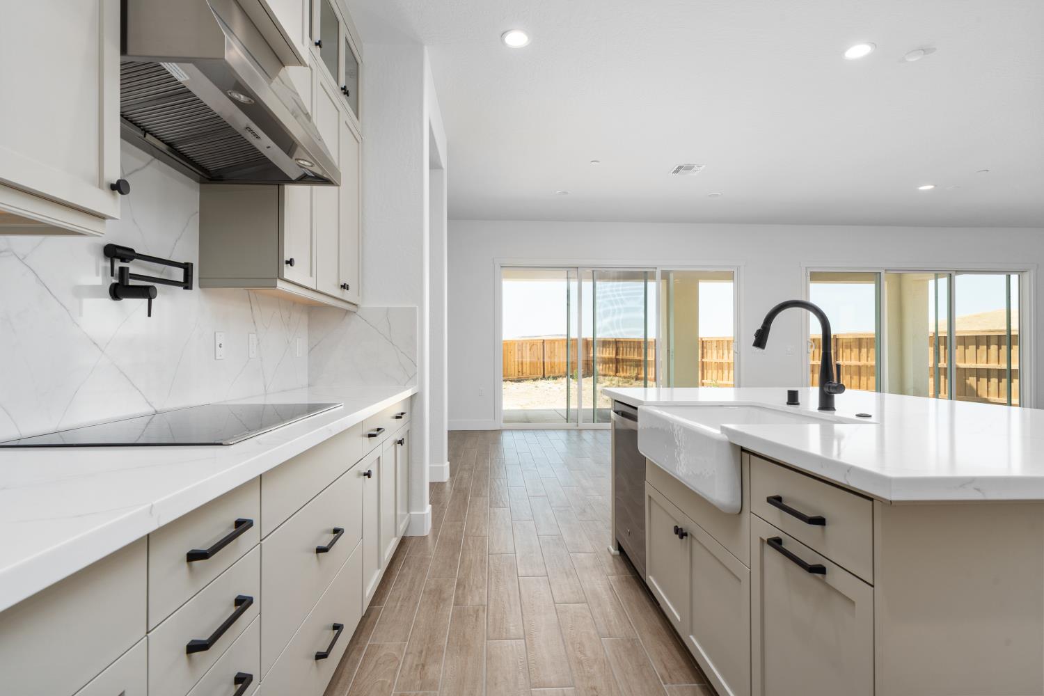 8388 Iron Creek Dr, Friant, CA 93626