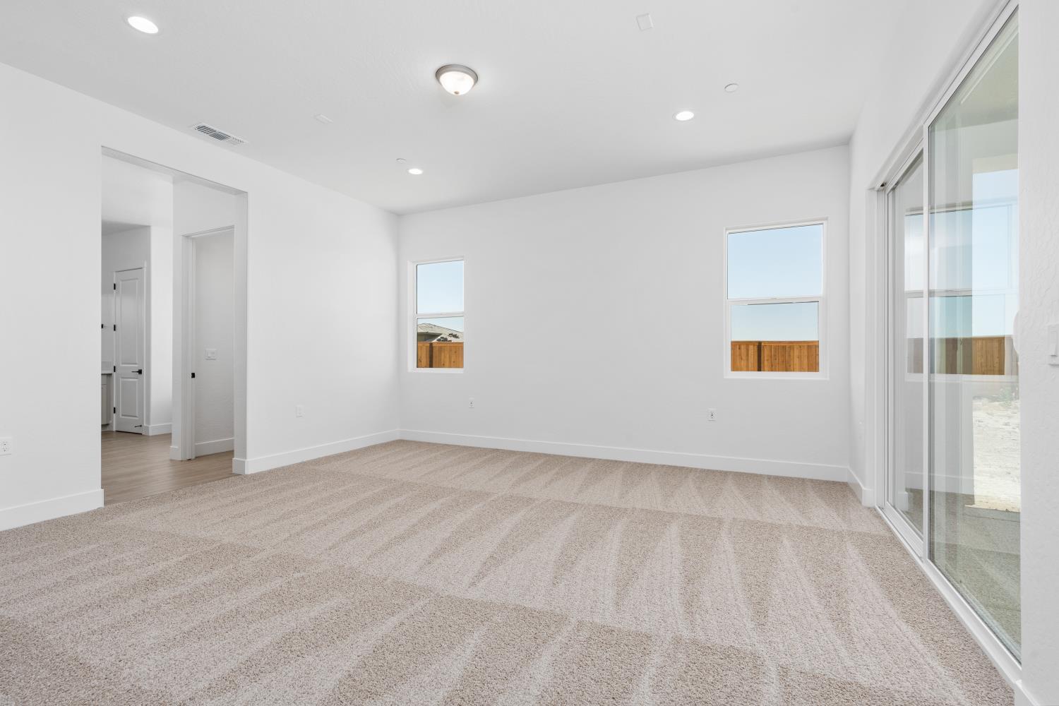 8388 Iron Creek Dr, Friant, CA 93626