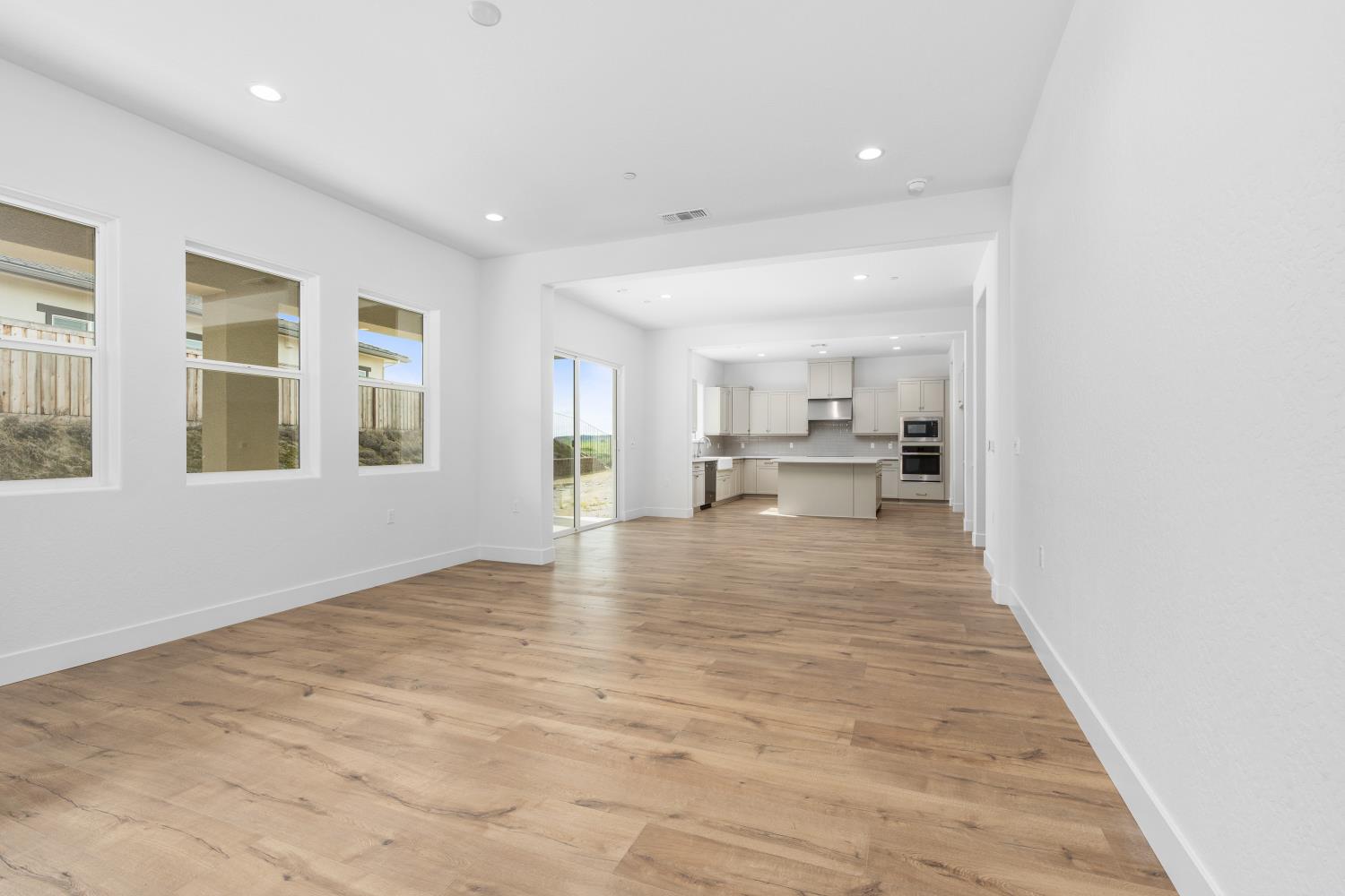 4522 Iron Creek Ct, Friant, CA 93626