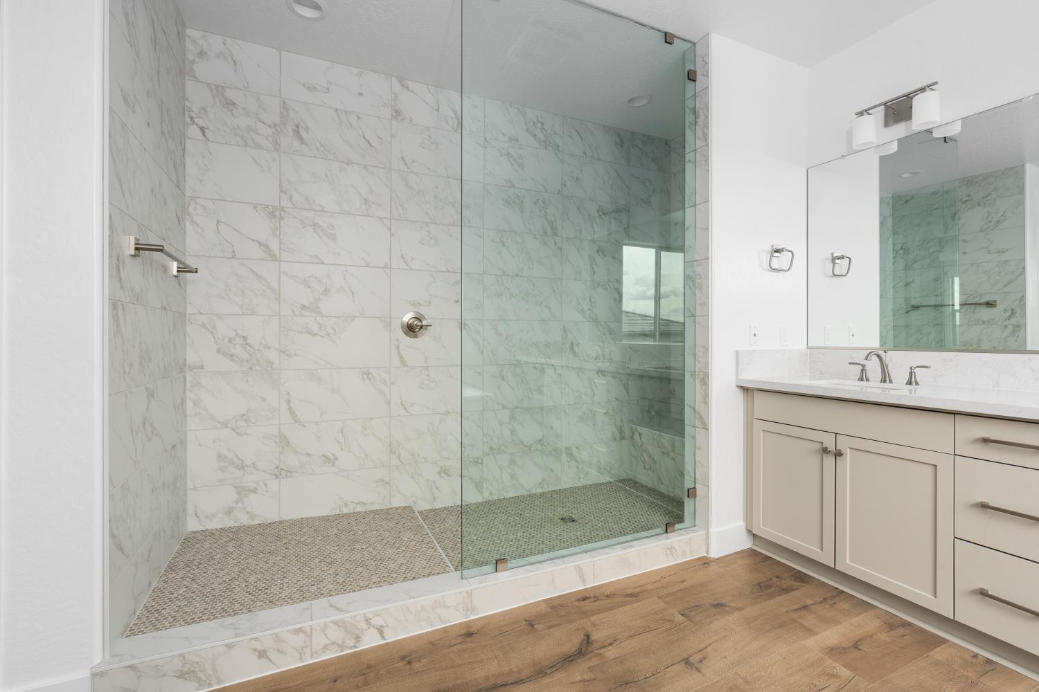 4522 Iron Creek Ct, Friant, CA 93626