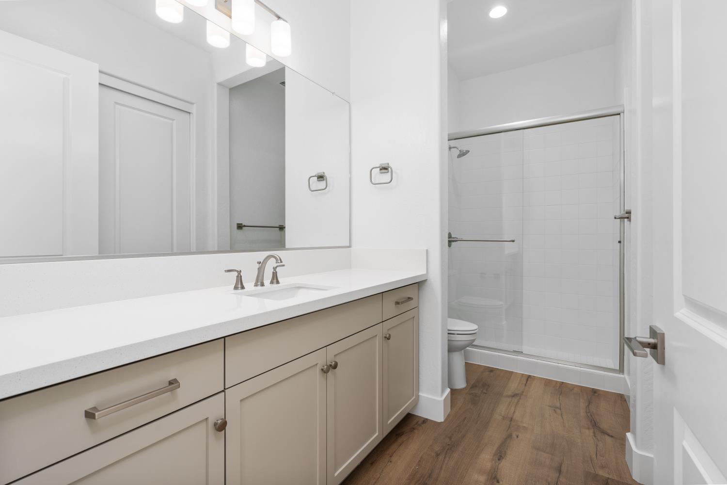 4522 Iron Creek Ct, Friant, CA 93626