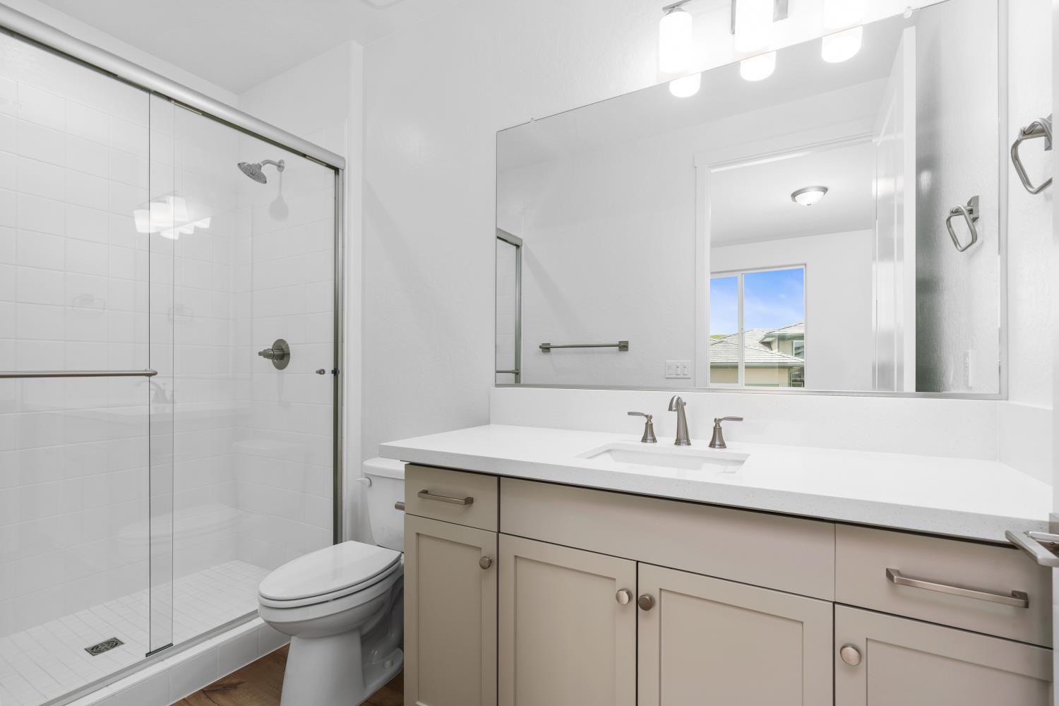 4522 Iron Creek Ct, Friant, CA 93626