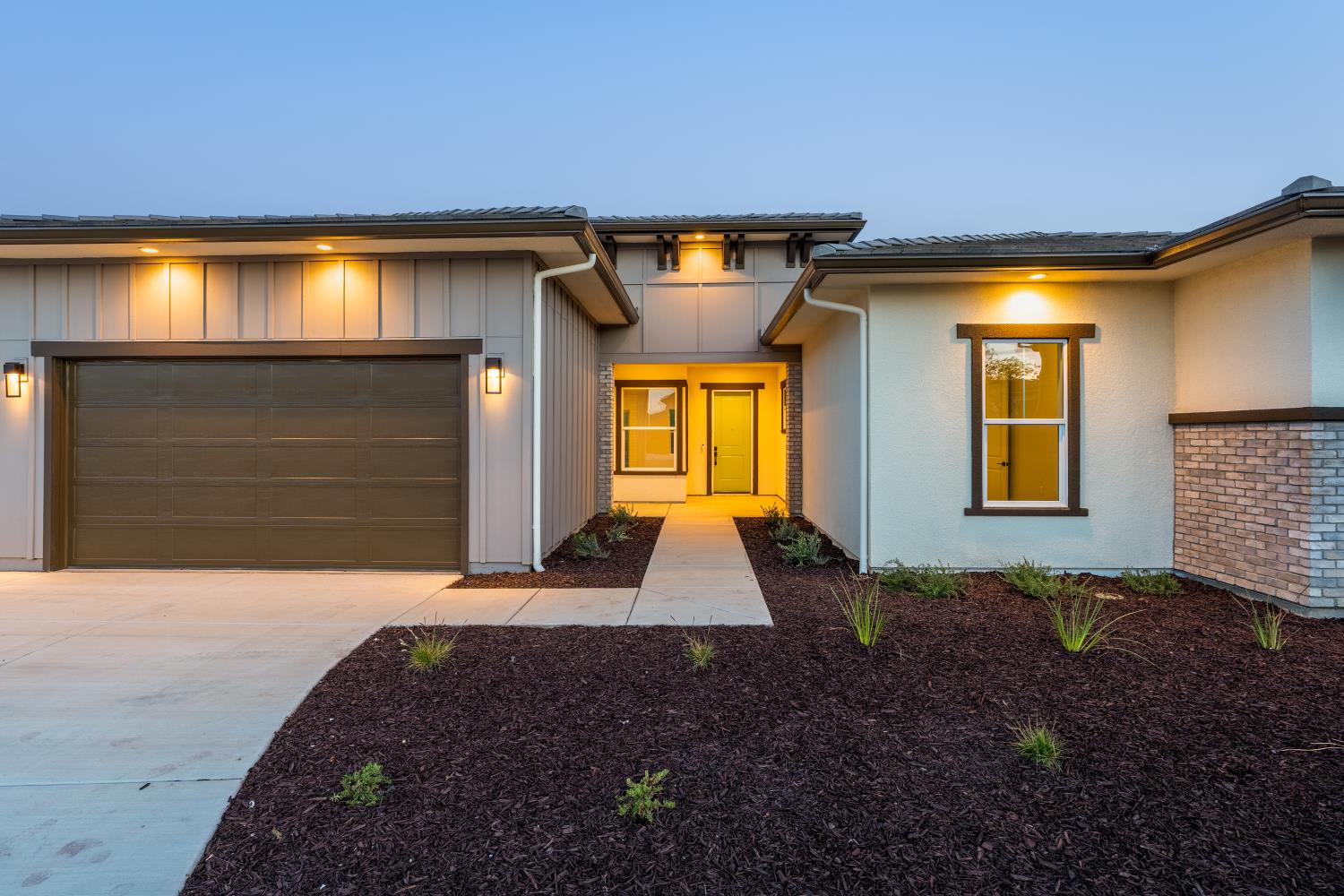 4511 Iron Creek Ct, Friant, CA 93626