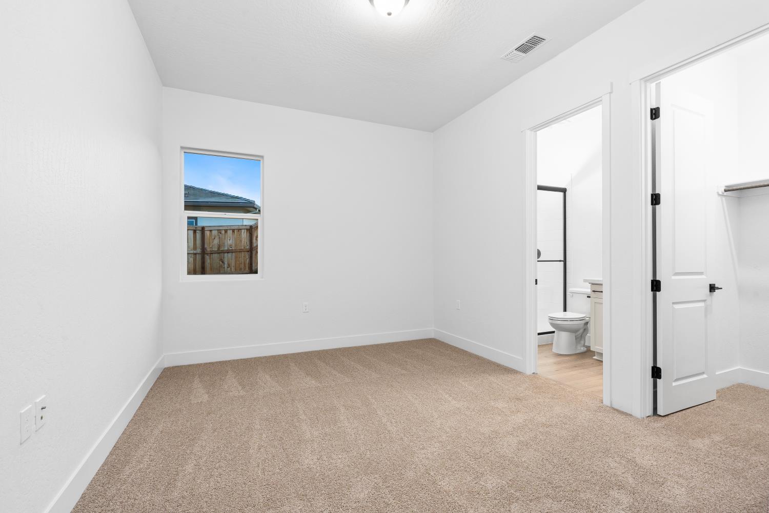 4511 Iron Creek Ct, Friant, CA 93626