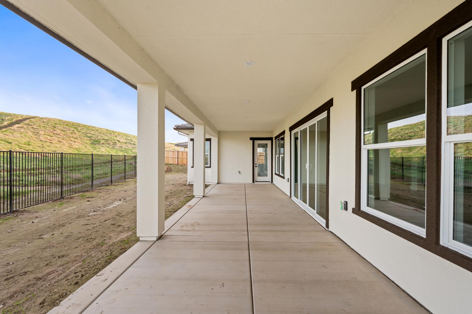 4511 Iron Creek Ct, Friant, CA 93626