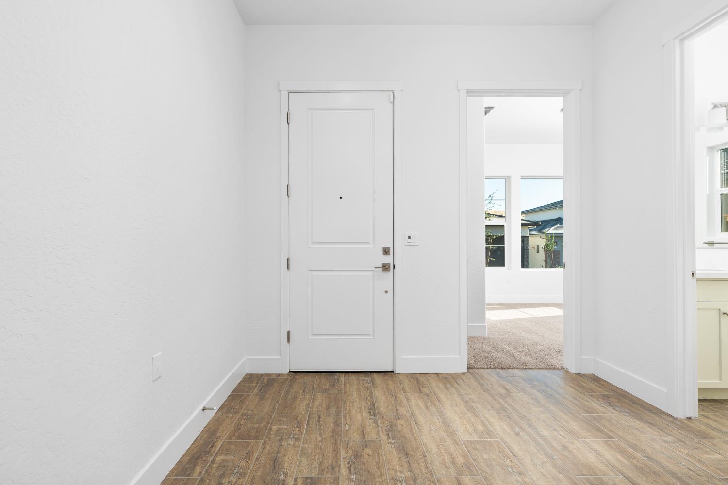 8168 Creek View, Friant, CA 93626