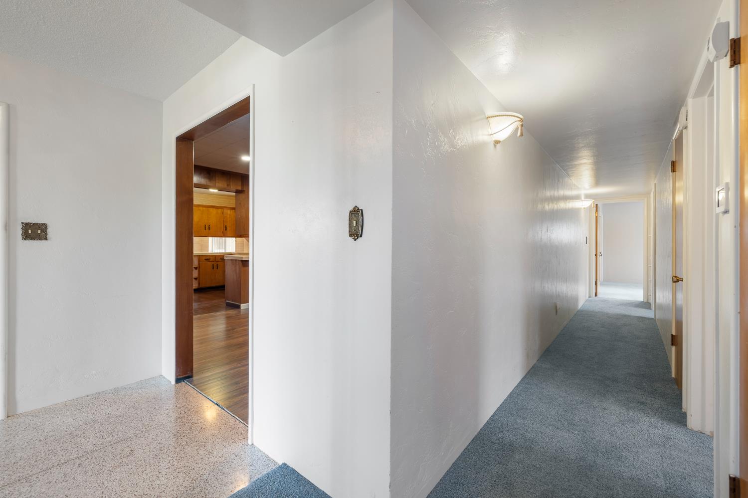 4948 E Townsend Ave, Fresno, CA 93727