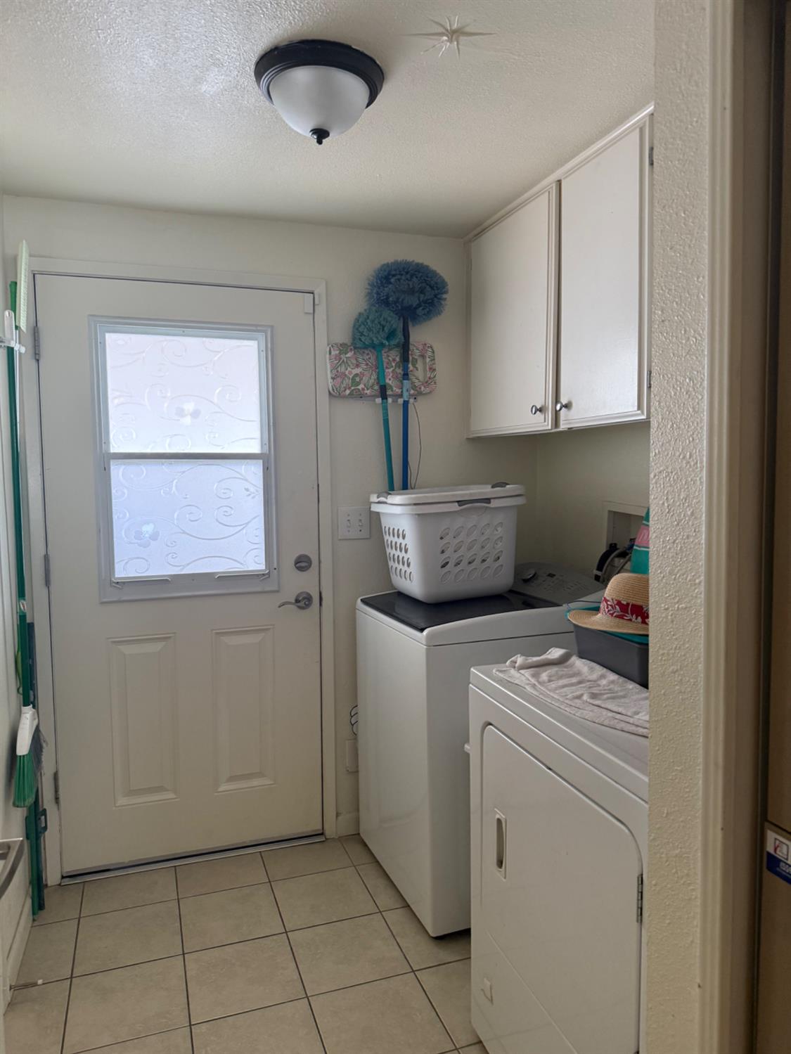 1500 W Villa #32, Clovis, CA 93612