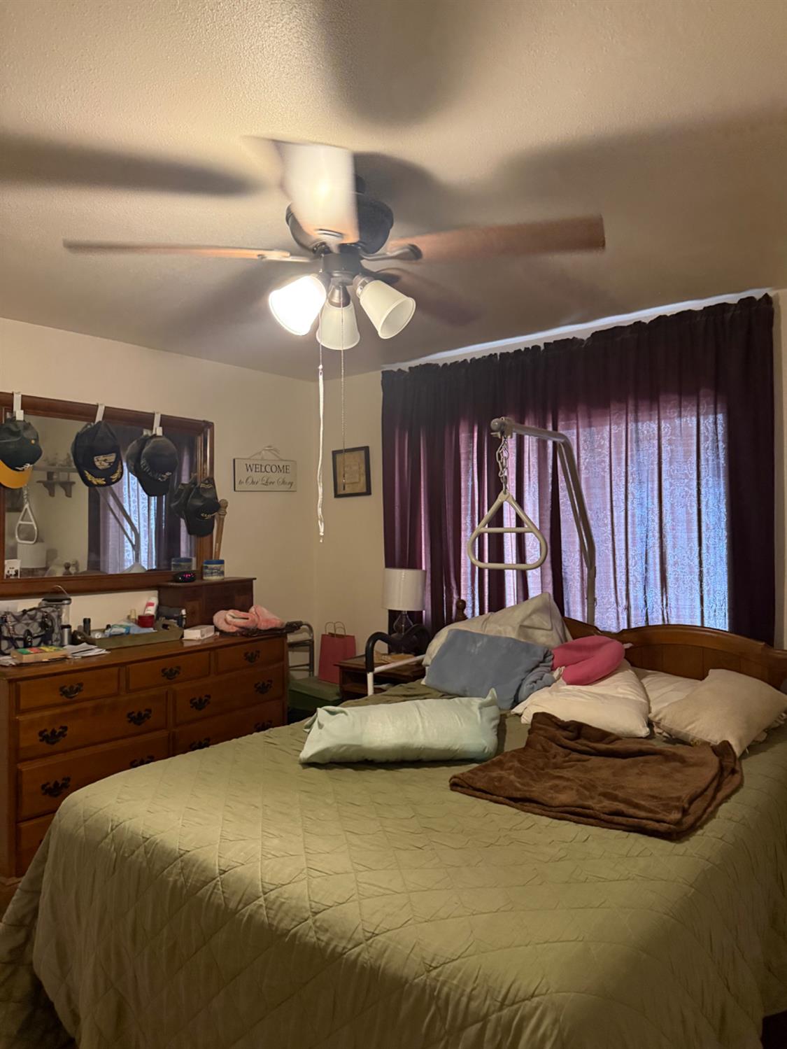 1500 W Villa #32, Clovis, CA 93612