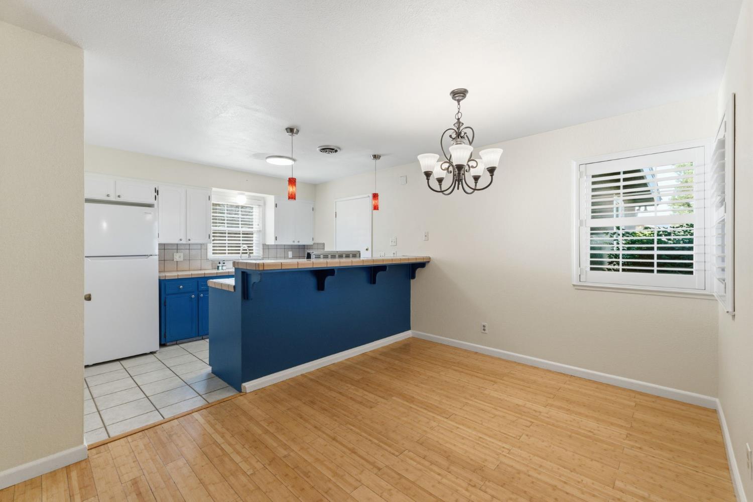 1203 Bundy Ave, Clovis, CA 93611