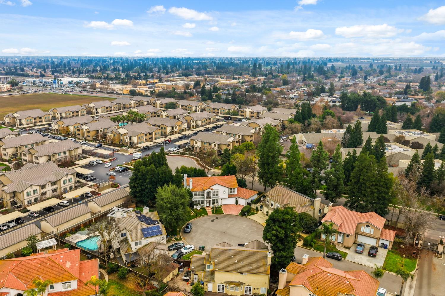 2689 E Sean Ave, Fresno, CA 93720