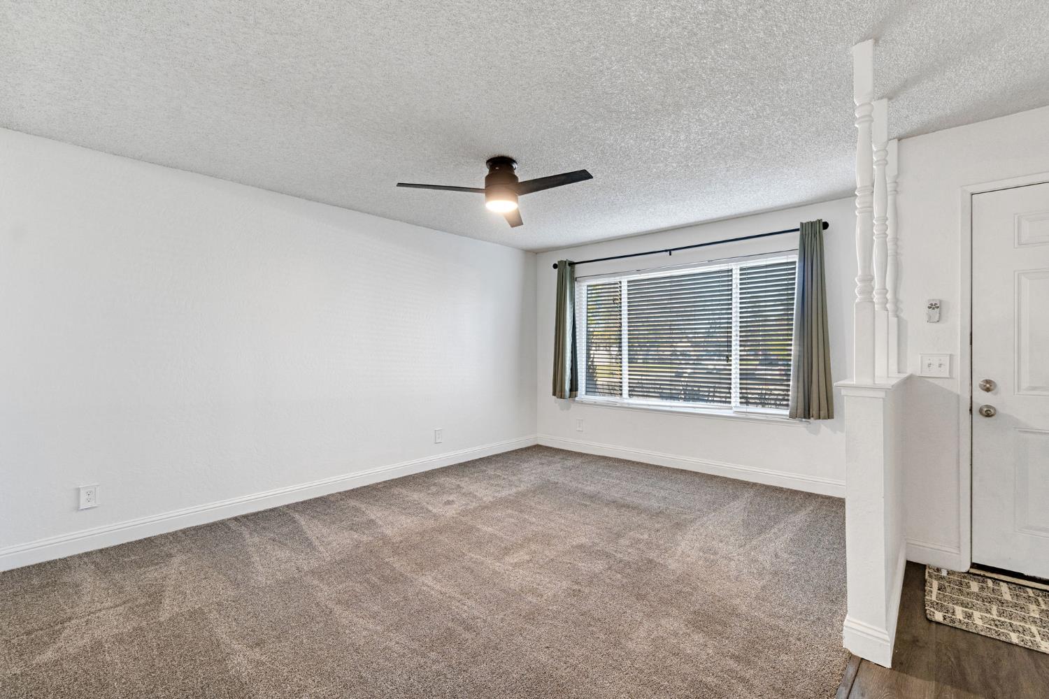 1408 Alamos Ave, Clovis, CA 93611