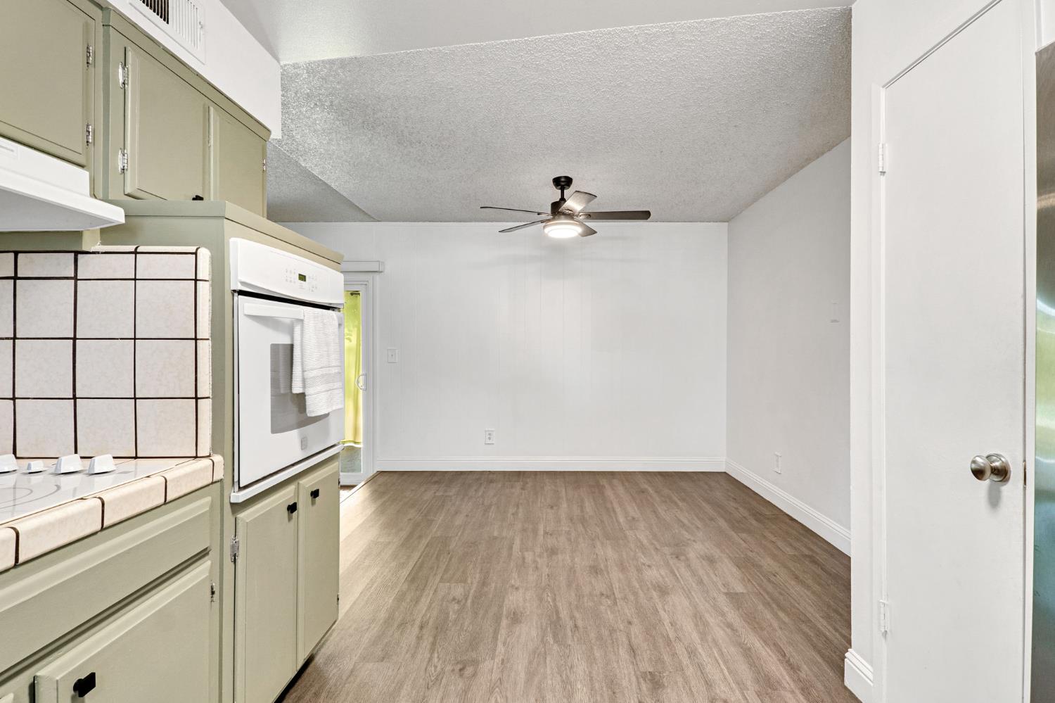 1408 Alamos Ave, Clovis, CA 93611