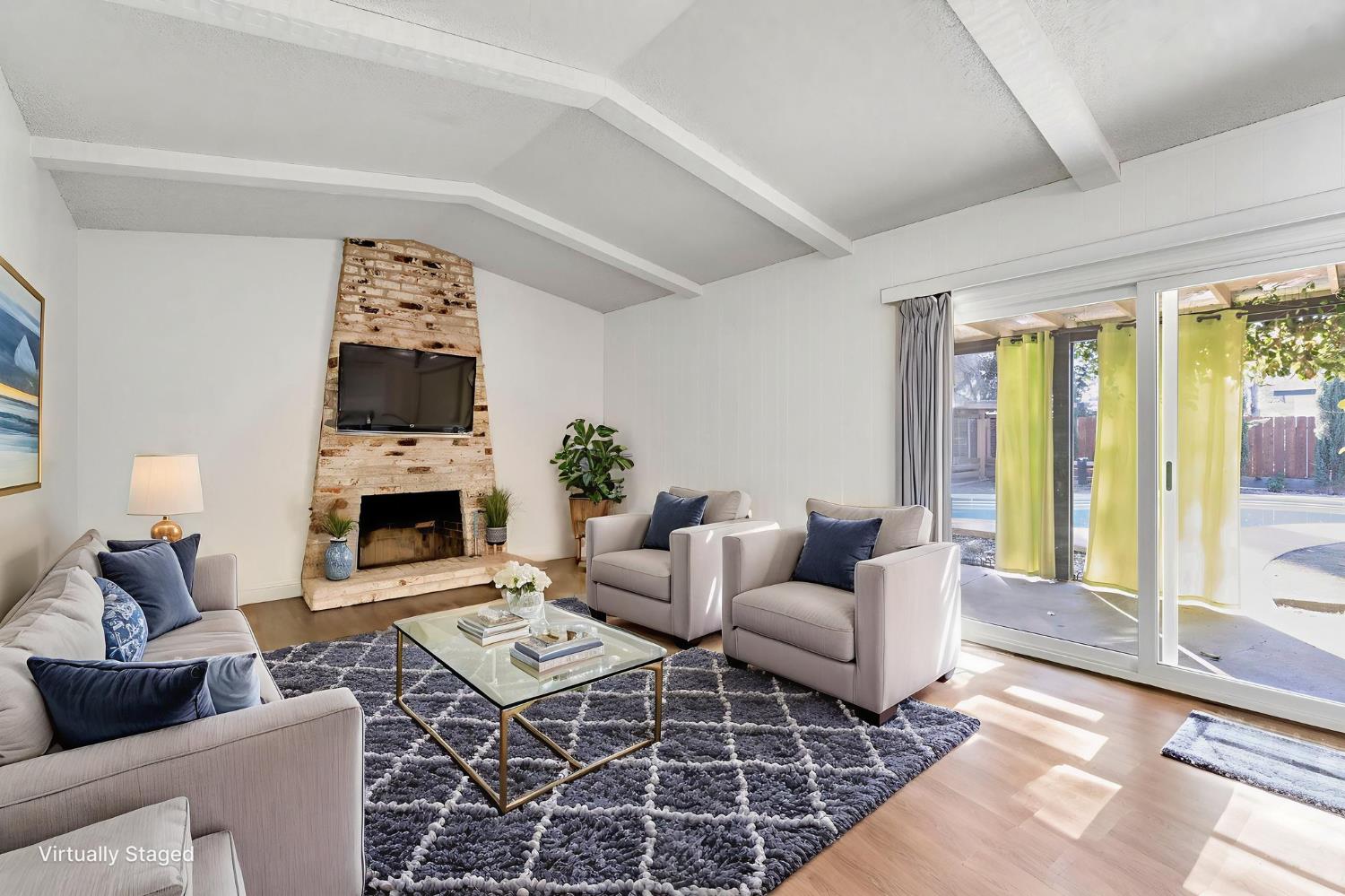 1408 Alamos Ave, Clovis, CA 93611