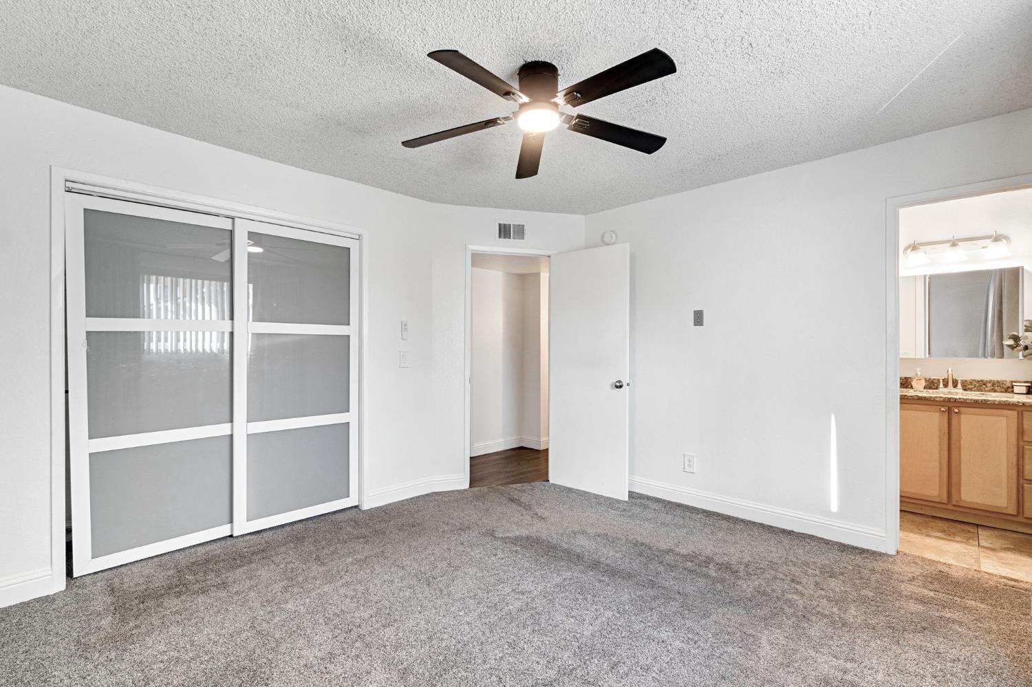 1408 Alamos Ave, Clovis, CA 93611