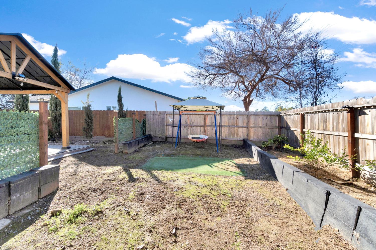 1408 Alamos Ave, Clovis, CA 93611