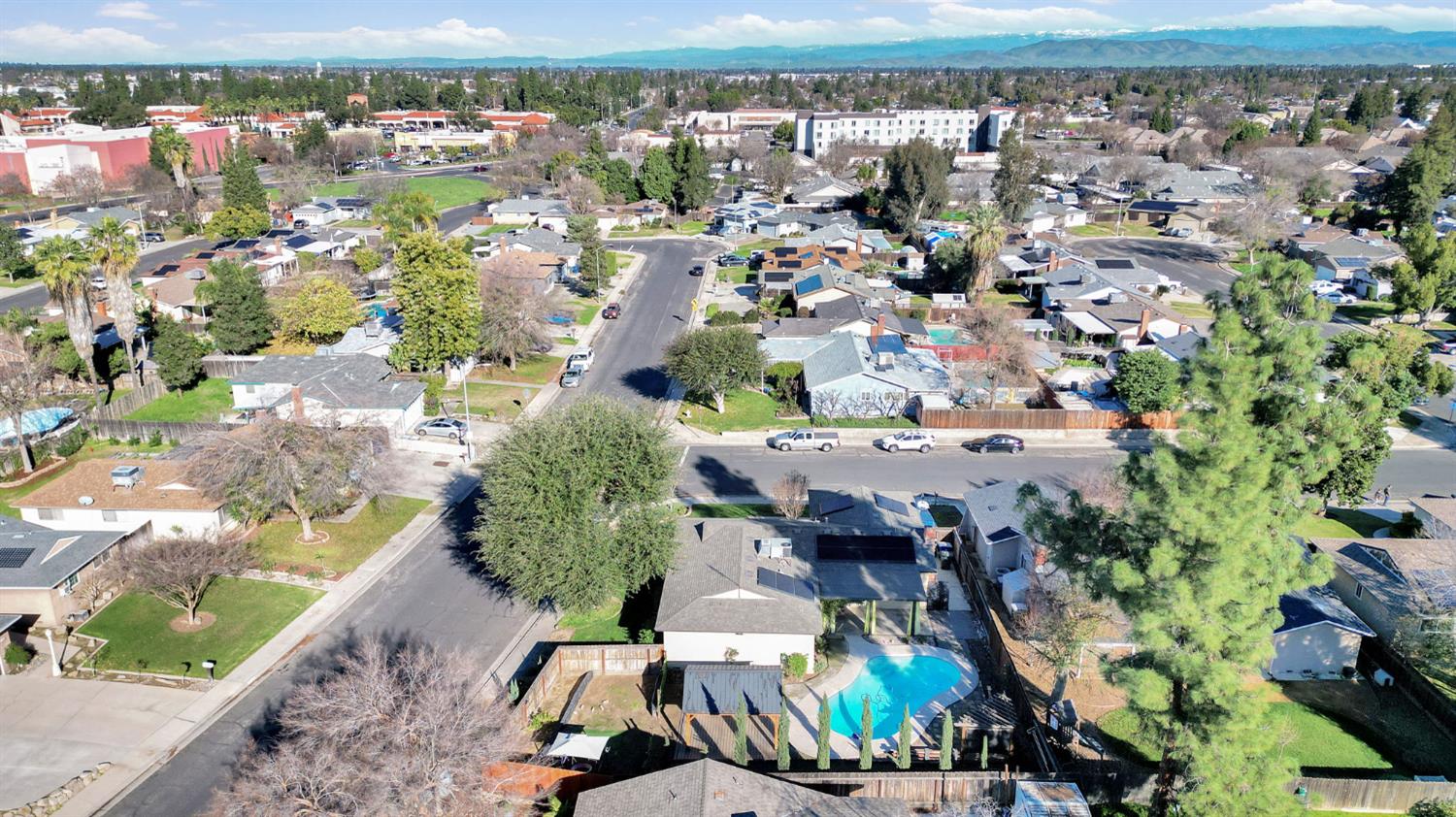 1408 Alamos Ave, Clovis, CA 93611