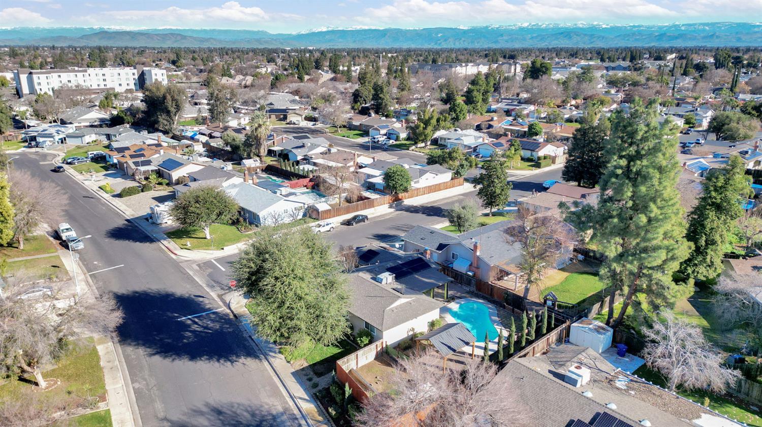 1408 Alamos Ave, Clovis, CA 93611