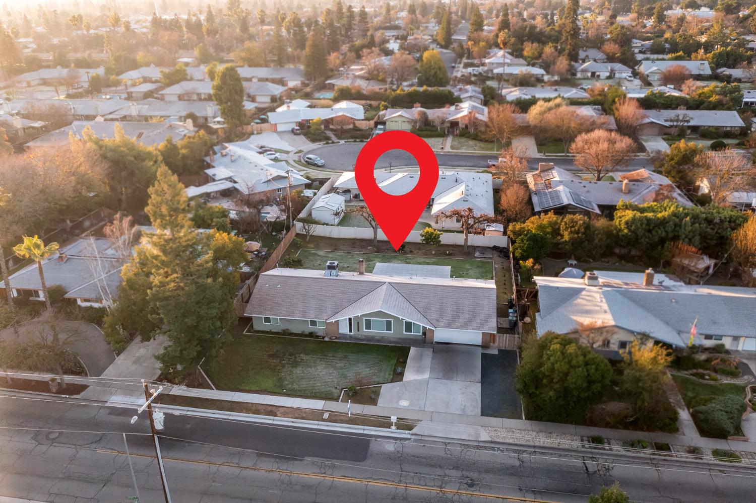 1125 W Sierra Ave, Fresno, CA 93711