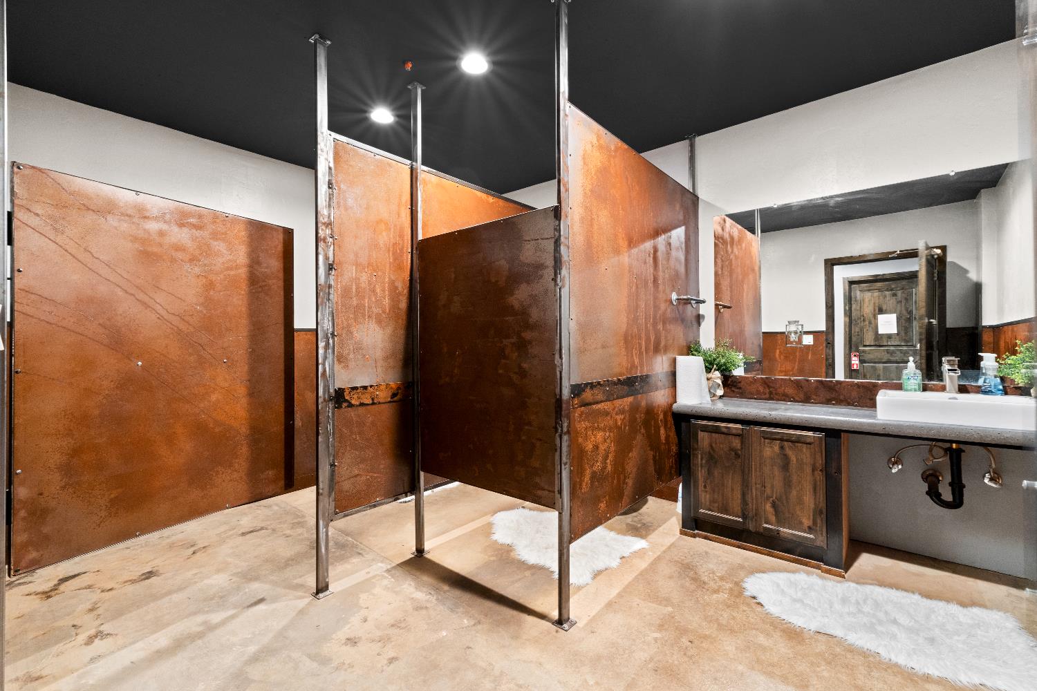 510 Robertson Blvd, Chowchilla, CA 93610