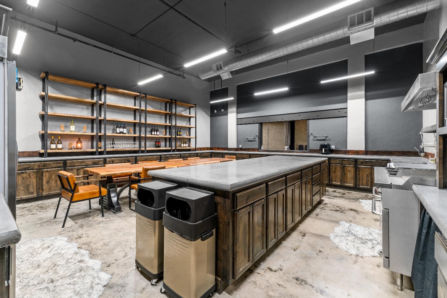 510 Robertson Blvd, Chowchilla, CA 93610