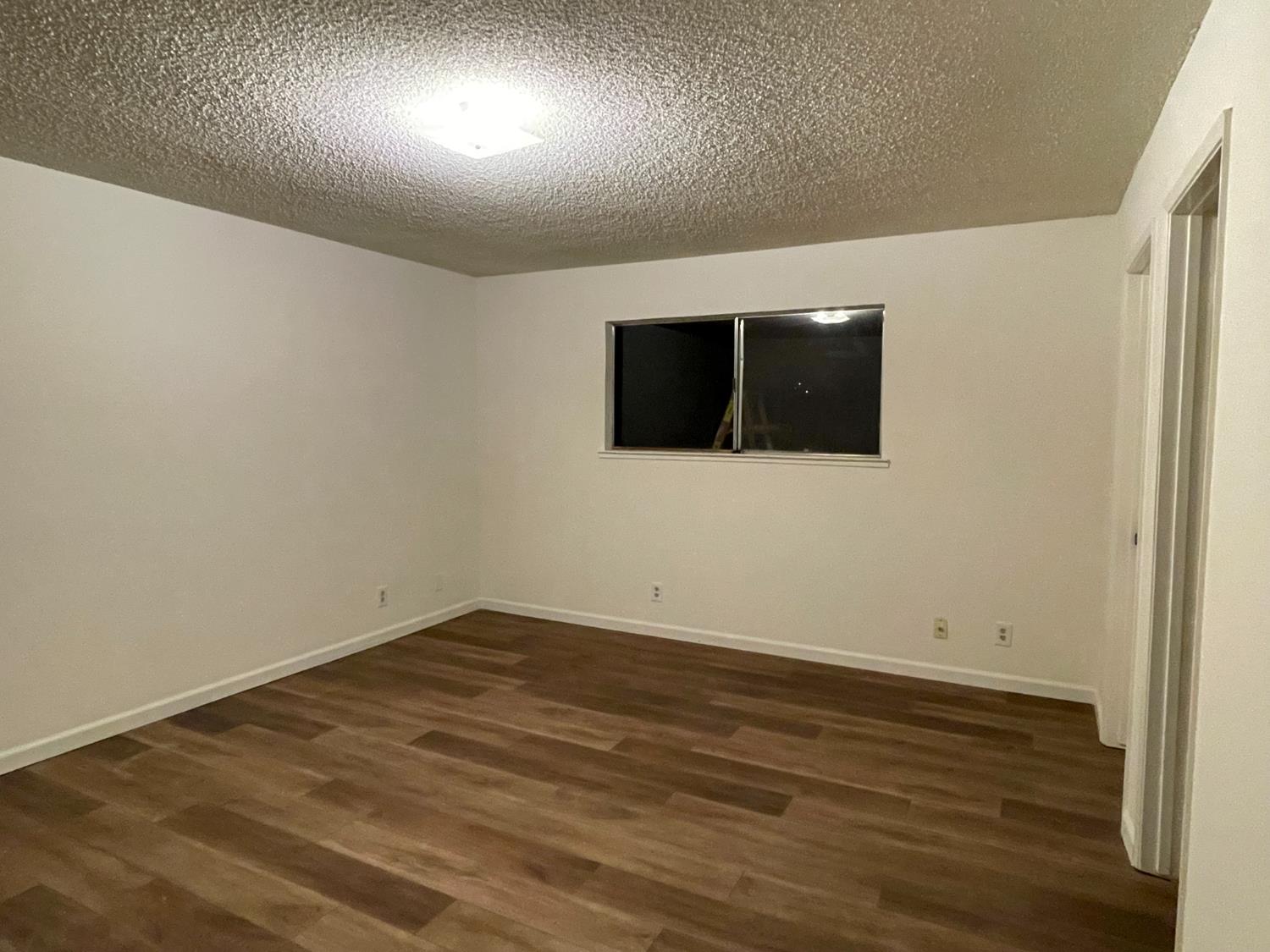 14853 W Middleton, Kerman, CA 93630