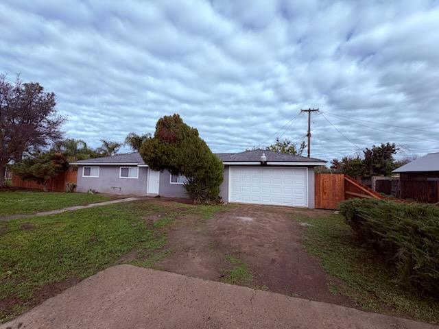 930 I St, Sanger, CA 93657