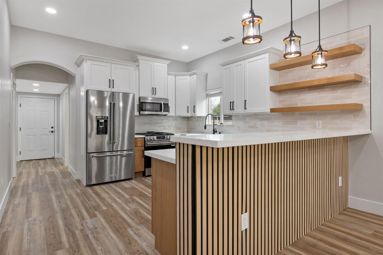 2022 Bauder St, Selma, CA 93662